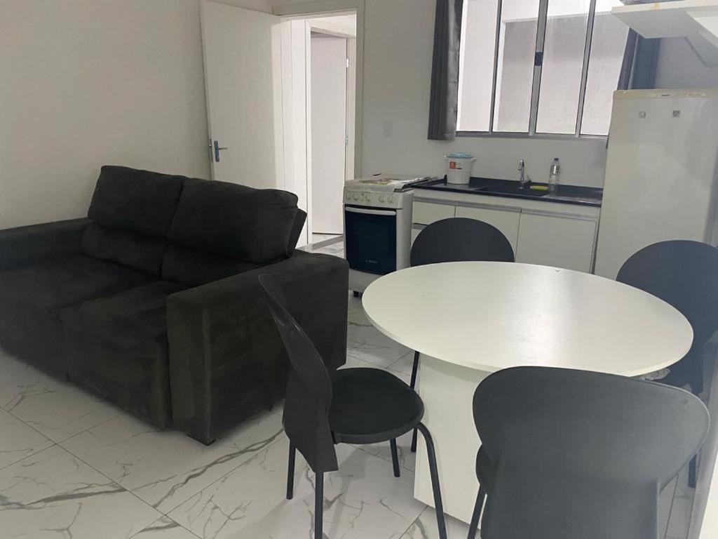 No Tremembe- 2 Apartamento *